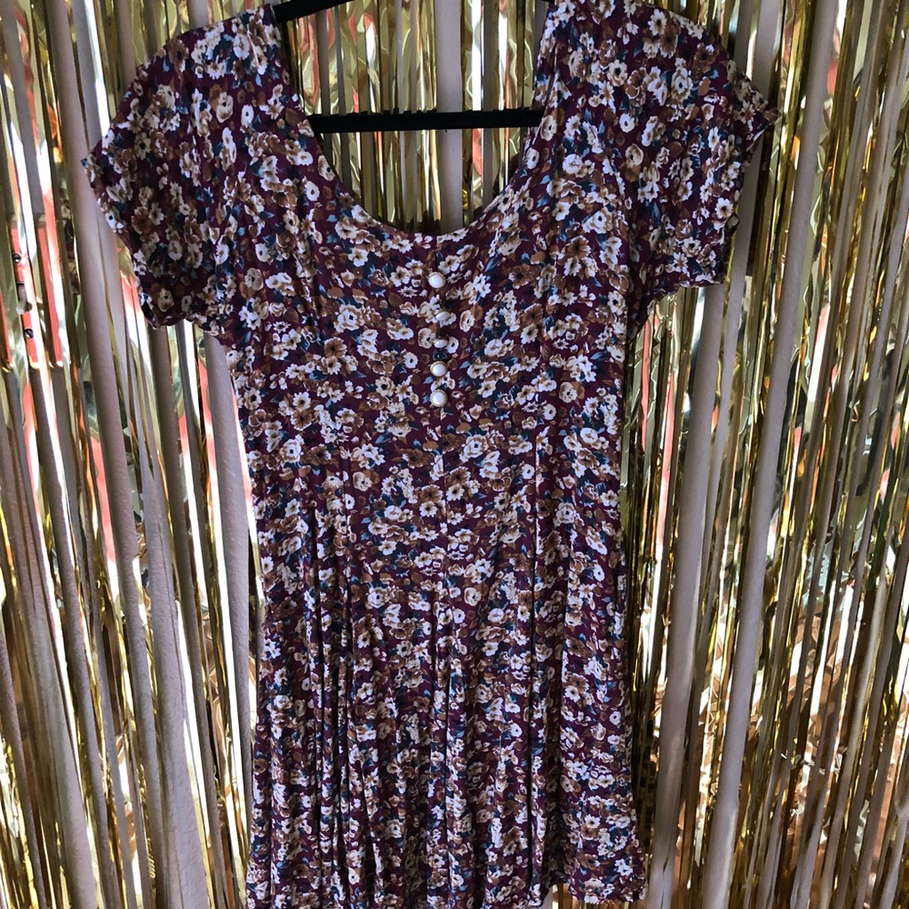 Vintage floral dress!